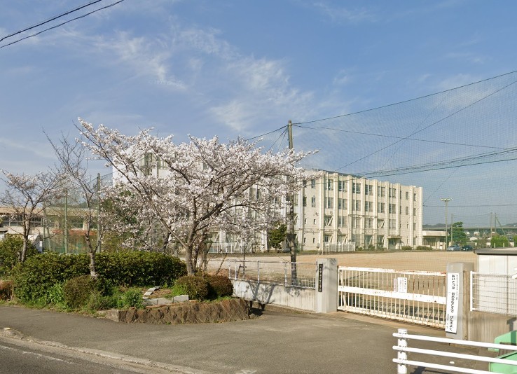 高松市立前田小学校(約1,100m~1,200m)