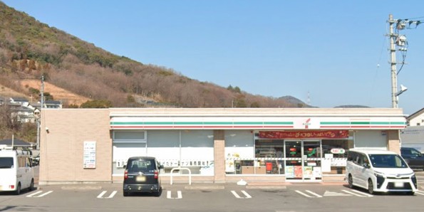 セブンイレブン丸亀飯山町川原店(約900m~1,000m)